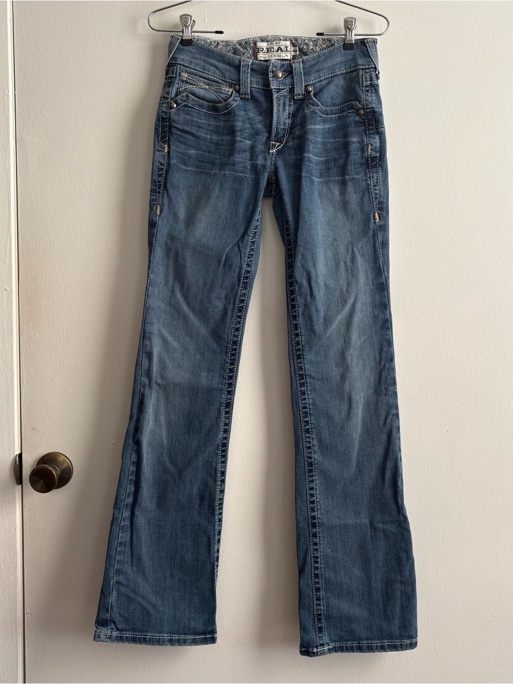 Ariat Women’s Blue Bootcut Denim Jeans Medium Wash 5-Pocket Button Logo